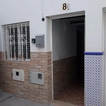 Cozy, Comfy Base For A Couple/family Or Friends * Arrecife (Lanzarote)