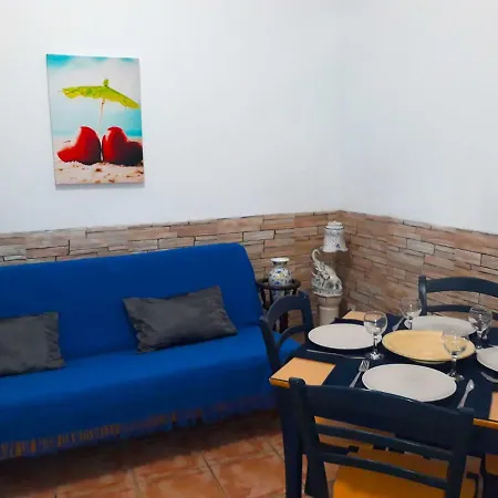 Cozy, Comfy Base For A Couple/family Or Friends Arrecife (Lanzarote)